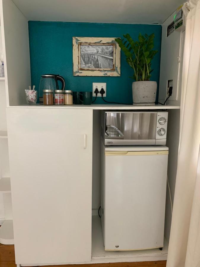 The Little Hideaway Guesthouse 斯泰伦博斯 外观 照片
