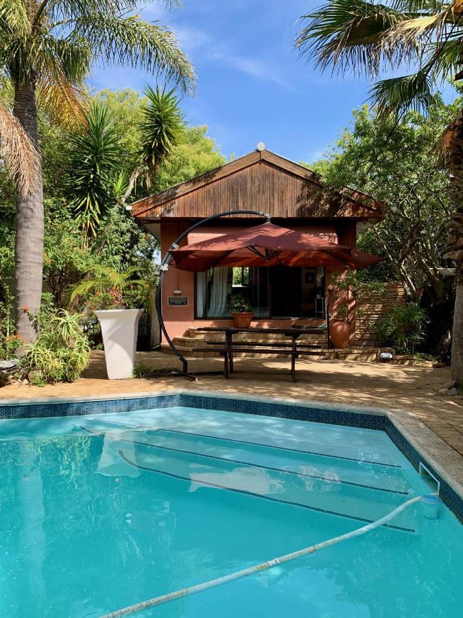 The Little Hideaway Guesthouse 斯泰伦博斯 外观 照片
