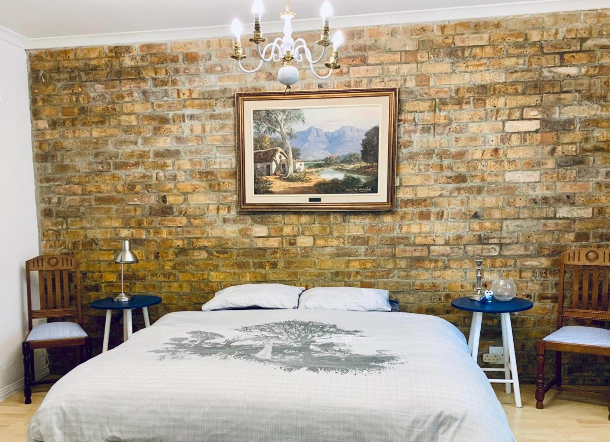 The Little Hideaway Guesthouse 斯泰伦博斯 外观 照片