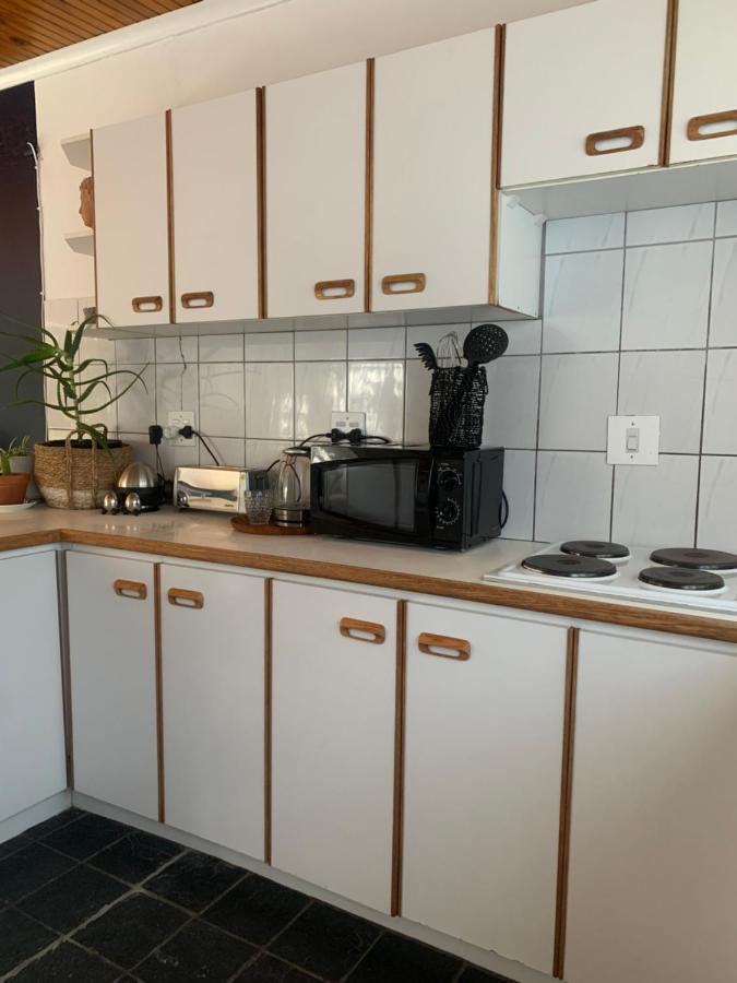 The Little Hideaway Guesthouse 斯泰伦博斯 外观 照片